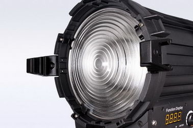 Tungsten Replacement 200W LED Fresnel Light High TLCI/CRI for Television Studio Lighting(Pole-Operated Yoke) supplier