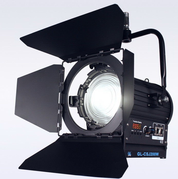 CRI 92 Film Lights 200W LED Fresnel Light Bi Color NO Fan for Professional Studio Lighting supplier